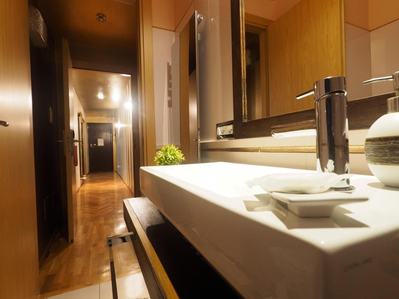 St. Peter Luxury Inn Рим Экстерьер фото